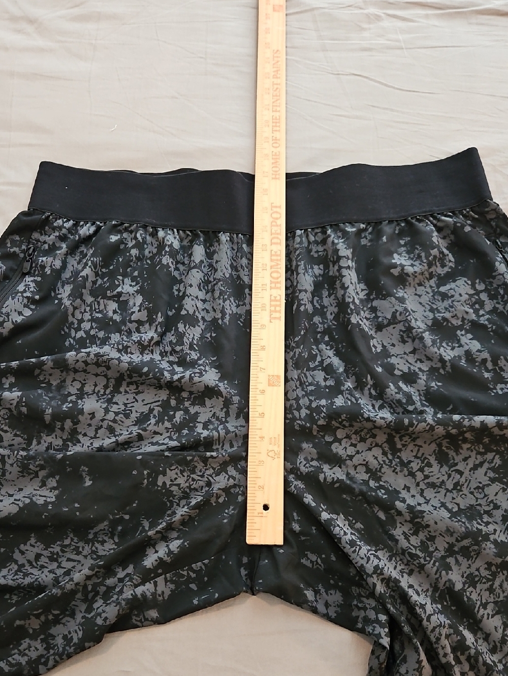 Torrid Happy Camper Black Print Capri Pants - Picture 6 of 7